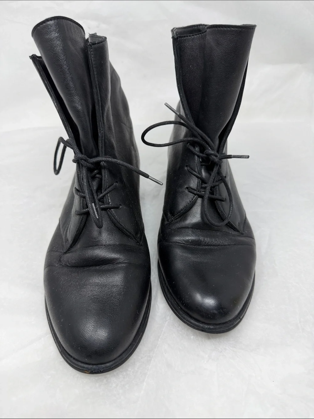Stuart Weitzman Stepmistress Hidden Wedge Lace-up Bootie Leather Size 7